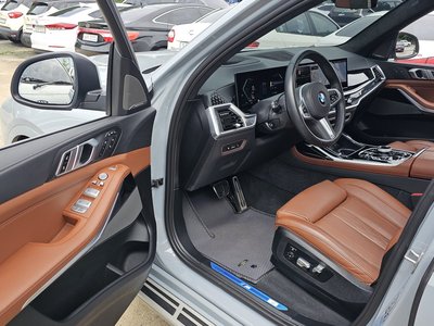 2024 BMW X7 缩略图 13