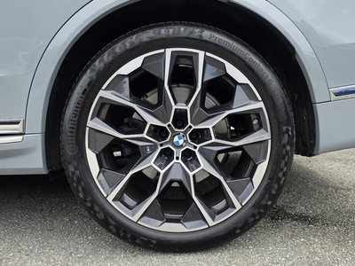 2024 BMW X7 照片 8