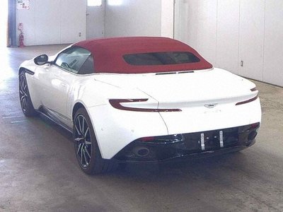 2018 Aston Martin DB11 — фото 2