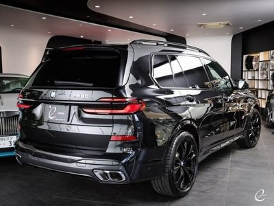 صورة 2 لـ 2023 BMW X7
