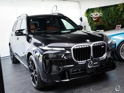 صورة 7 لـ 2023 BMW X7