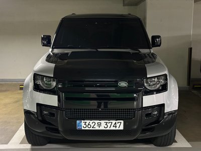 LAND ROVER DEFENDER - 2