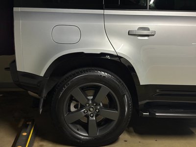 LAND ROVER DEFENDER - 10