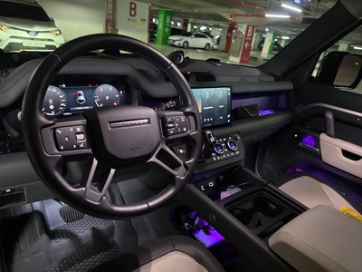 LAND ROVER DEFENDER - 7