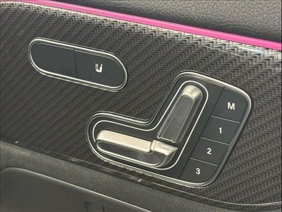 MERCEDES-BENZ GLA - 7