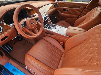 2022 Bentley FLYING SPUR 照片 8