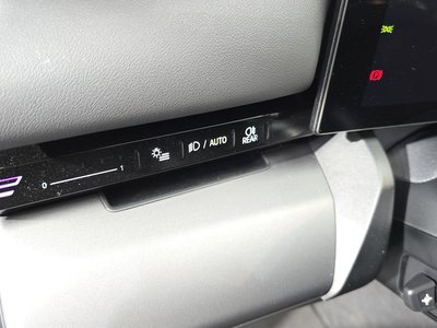 صورة مصغرة 28 لـ 2024 BMW 5 SERIES