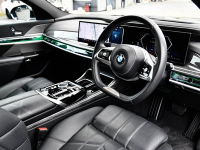 2023 BMW 7 SERIES — фото 10