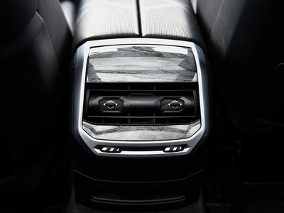 2023 BMW 7 SERIES — миниатюра 19