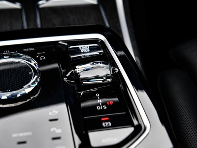 2023 BMW 7 SERIES — миниатюра 23