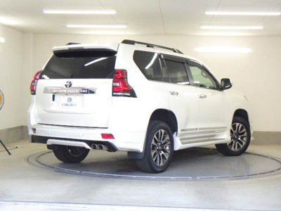 2023 Toyota LAND CRUISER PRADO — фото 2