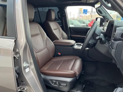 TOYOTA LAND CRUISER 250 - 9