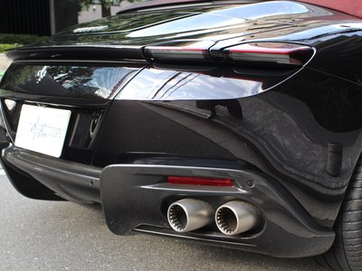 FERRARI ROMA SPIDER - 8