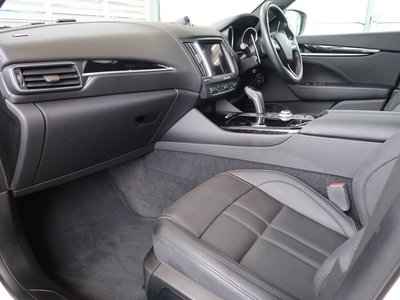 2019 Maserati LEVANTE — миниатюра 24