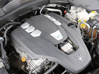 2019 Maserati LEVANTE — миниатюра 39