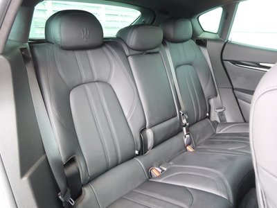 2019 Maserati LEVANTE — миниатюра 21