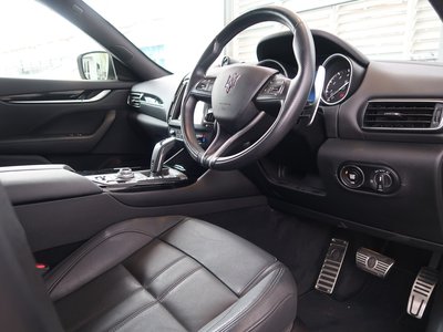 2019 Maserati LEVANTE — миниатюра 18