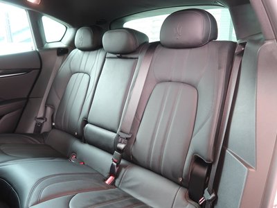 2019 Maserati LEVANTE — миниатюра 23