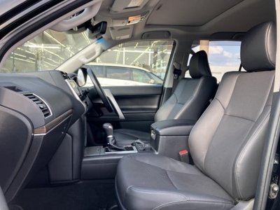 TOYOTA LAND CRUISER PRADO - 7