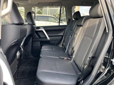 TOYOTA LAND CRUISER PRADO - 8