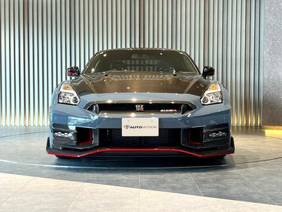 NISSAN GT-R - 8