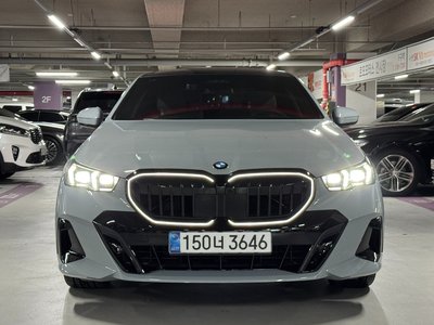 صورة 1 لـ 2026 BMW 5 SERIES