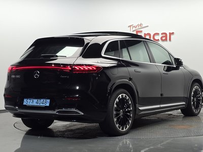 2023 Mercedes-BENZ EQS photo 2