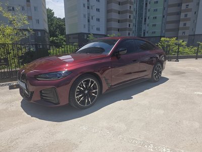 BMW I4 - 1