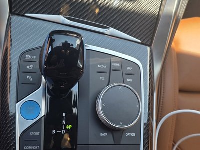 BMW I4 - 8