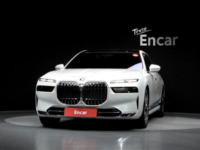 BMW 7 SERIES - 2