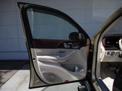 2023 Mercedes-BENZ GLS thumbnail 18