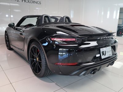 صورة 5 لـ 2025 Porsche 718