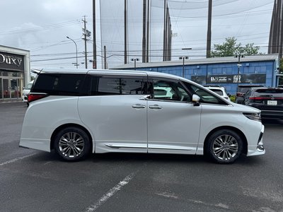 TOYOTA ALPHARD - 10