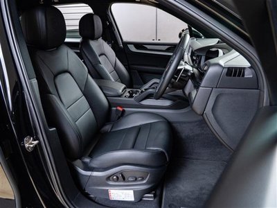 PORSCHE CAYENNE - 10