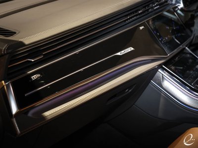 صورة 8 لـ 2023 AUDI RS Q8