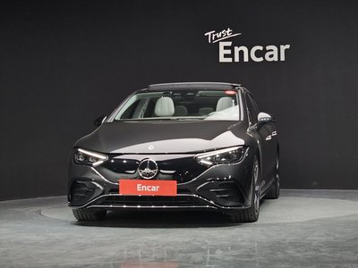 MERCEDES-BENZ EQE - 2