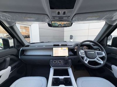 2025 LAND Rover DEFENDER — миниатюра 16