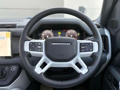 2025 LAND Rover DEFENDER — миниатюра 17