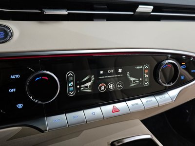 2024 Genesis GV70 — миниатюра 17