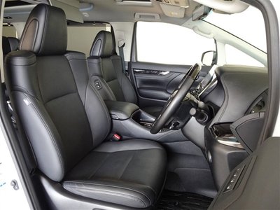 TOYOTA ALPHARD - 4