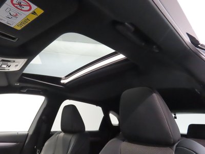LEXUS RX - 8