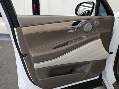 2022 Genesis GV80 thumbnail 14