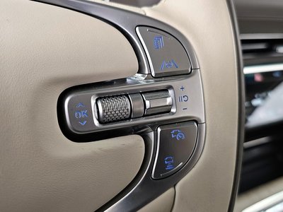 2022 Genesis GV80 thumbnail 30