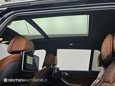 2020 BMW X7 — миниатюра 18