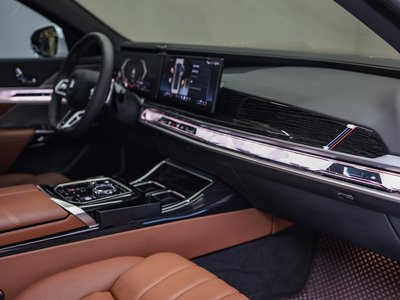 صورة مصغرة 14 لـ 2025 BMW 7 SERIES