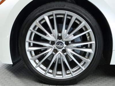 LEXUS IS - 8