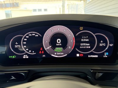 PORSCHE CAYENNE - 9