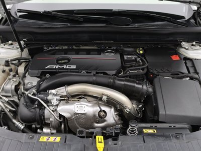 MERCEDES-BENZ GLB - 9