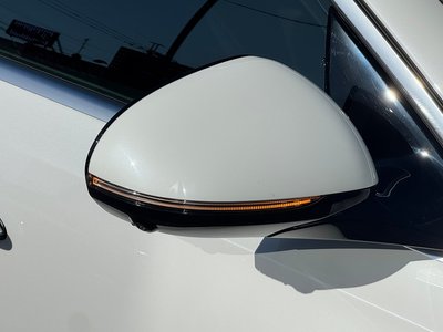 MERCEDES-BENZ E-CLASS - 8