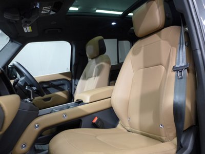 2025 LAND Rover DEFENDER — миниатюра 32